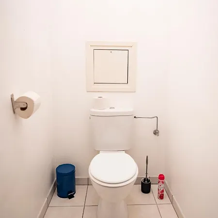 Flat At Border Suisse *