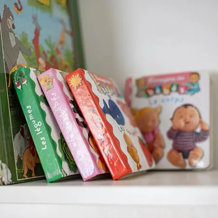 아파트 Flat At Border Suisse *